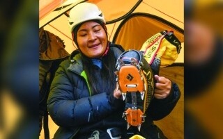 Непальская альпинистка Фунджо Лама установила рекорд, совершив самое быстрое восхождение на Эверест